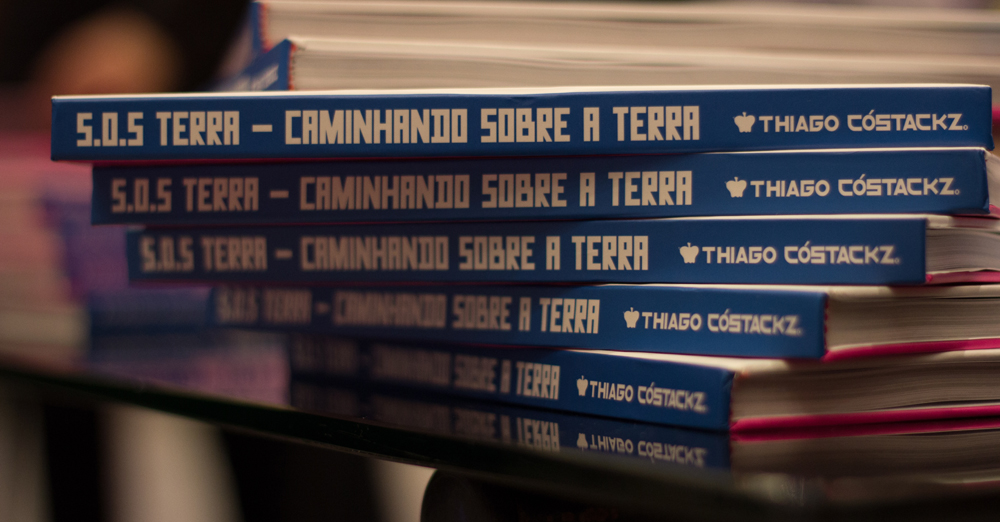 caminhando sobre a terra livro costackz